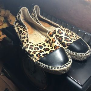 Kenneth Cole Reaction Leopard print espadrilles